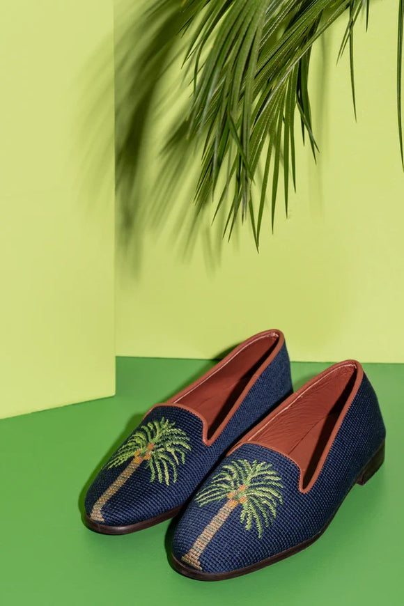 Misses Needlepoint Loafer Palm on Navy