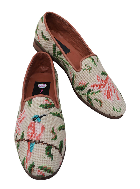 Misses Needlepoint loafer with graceful Hummingbird pattern. Add these subtle colors to any wardrobe.
